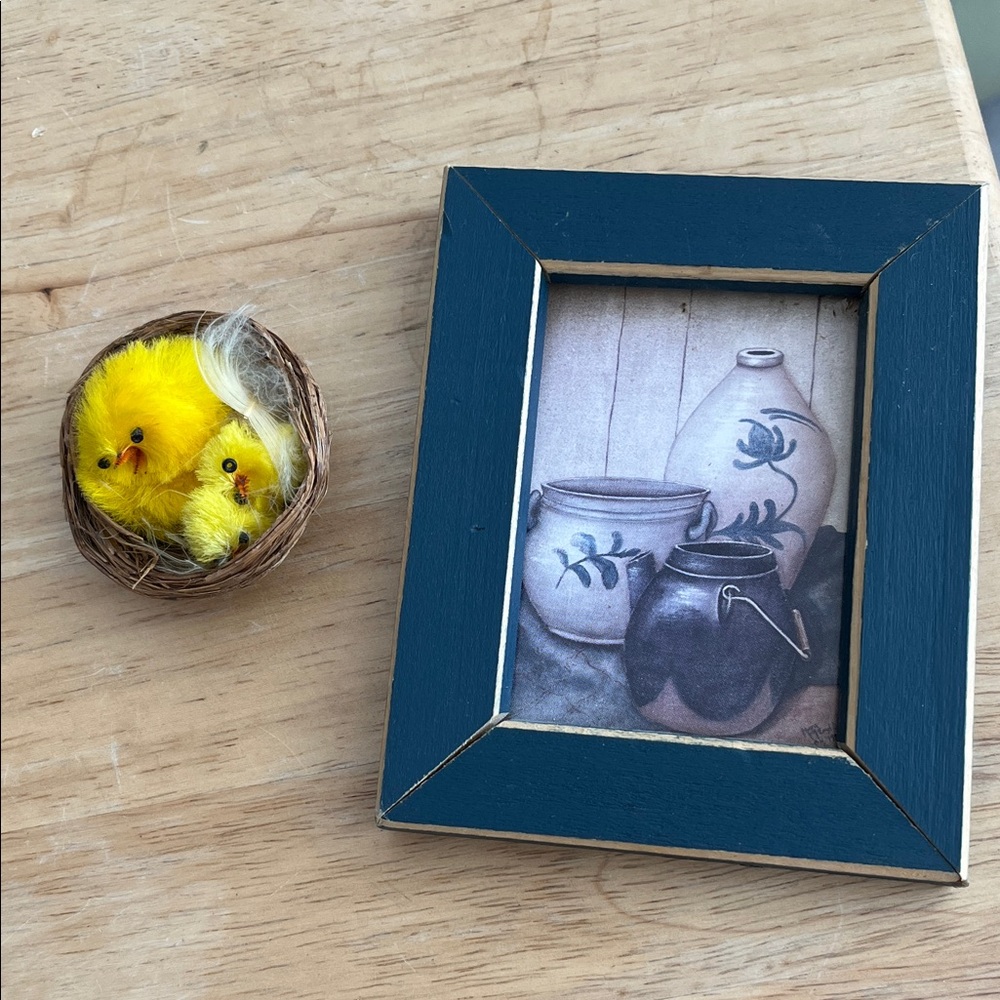 Yellow Plush Bird vintage nest and vintage pic